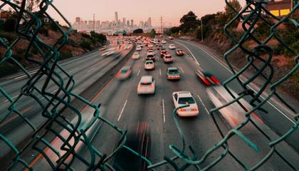 重温经典，畅游8090电影网站：与你一起穿越时光的观影之旅